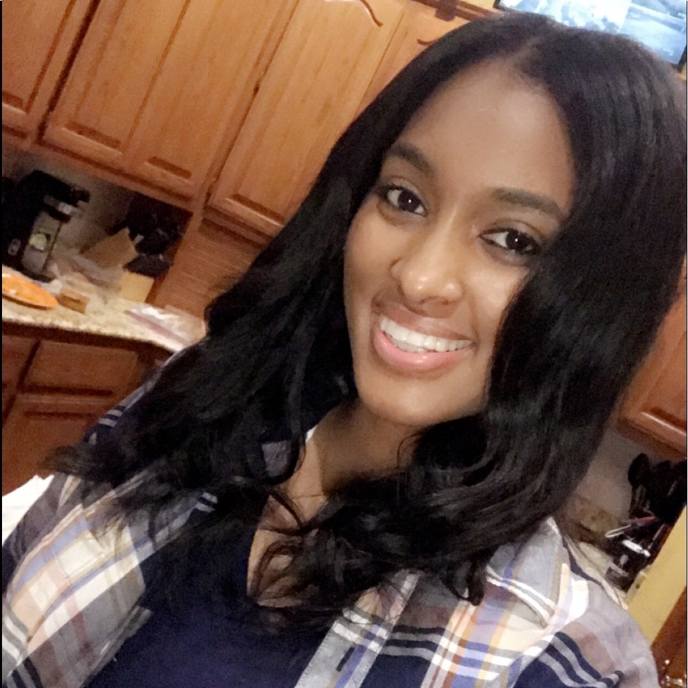 Meet your Posher, Latrice